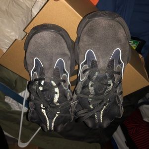 Yeezy 500 triple black